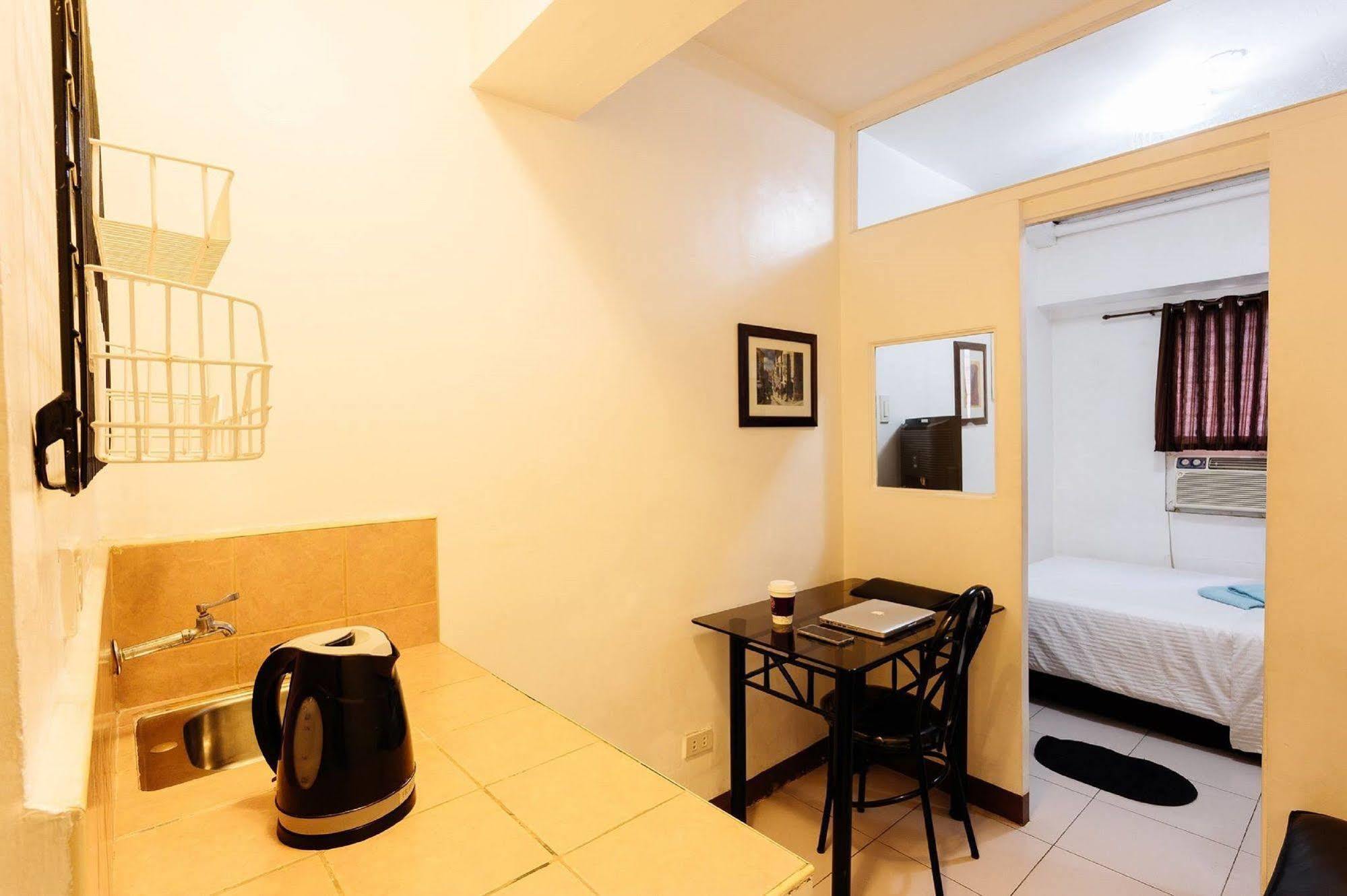 Oyo 859 City Stay Inns Pasong Tamo Makati City Exterior photo